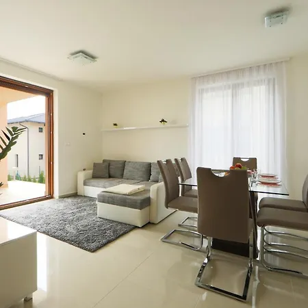 Niko Holiday home *